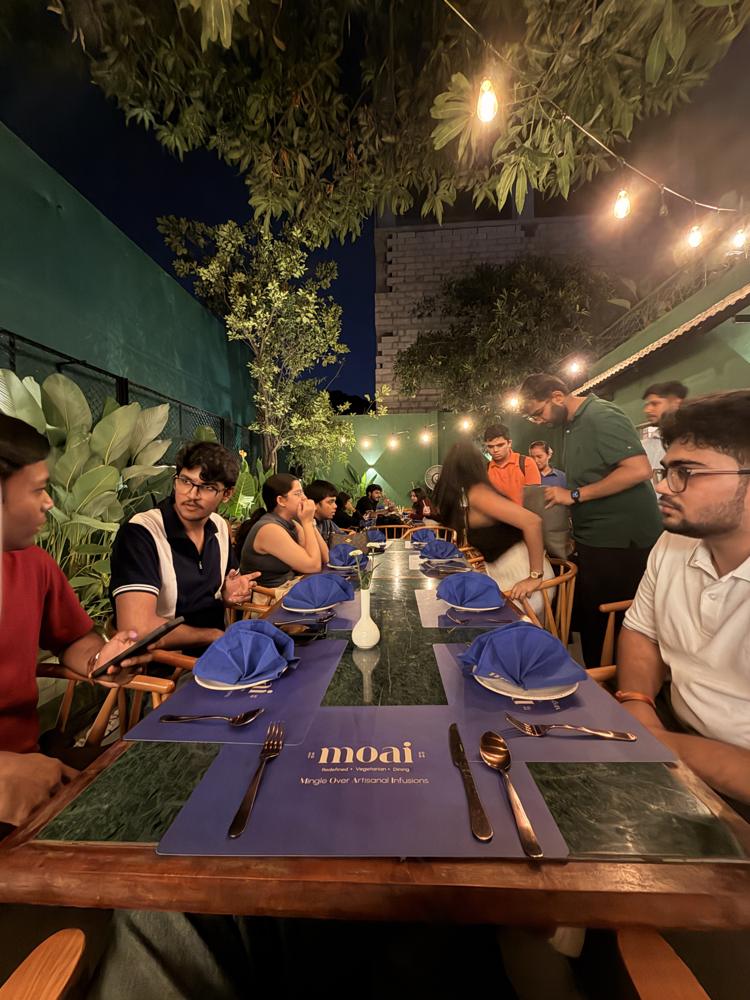 Dinner with friends at moai