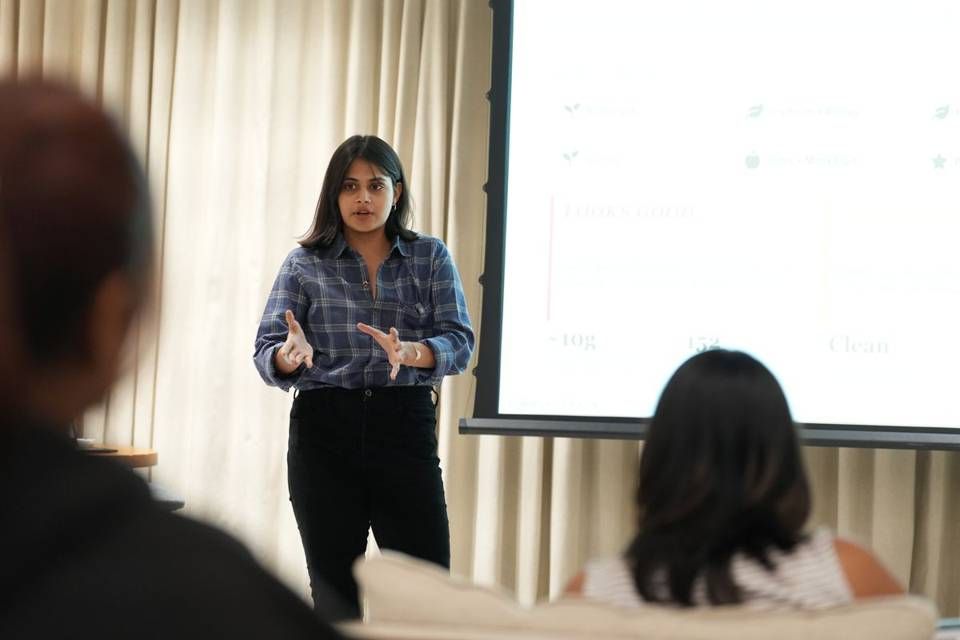 Pitching to the room