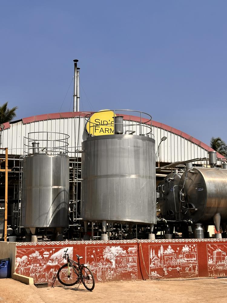 Sids farm steel tanks